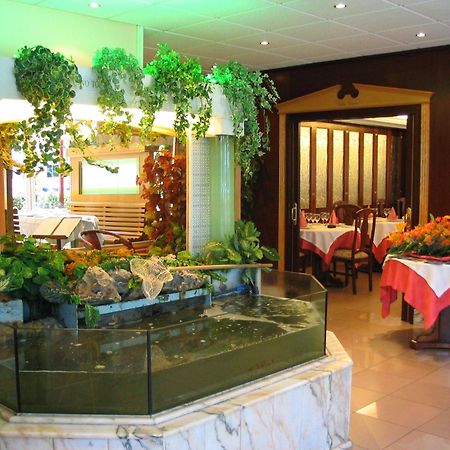 Hotel Isabel Isla Restaurant photo